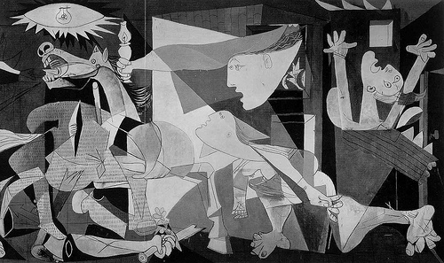 Il quadro capolavoro di Pablo Picasso (altezza 349,3 cm; larghezza 776,6 cm) deriva il suo titolo dal nome della cittadina basca (Guernica y Luno) distrutta da aerei tedeschi il 26 aprile 1937, durante l'infuriare della guerra civile. Secondo un aneddoto un ufficiale nazista in visita allo studio parigino del pittore durante l’occupazione della capitale francese, chiese se fosse lui l’autore  “di quell’orrore”: al che il maestro rispose “No, è opera vostra”. Oggi il quadro si trova al museo madrileno Reina Sofia.