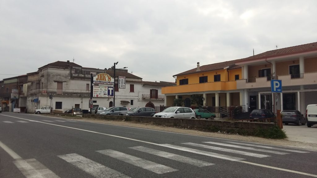 La nazionale Appia a Croce di Casale
